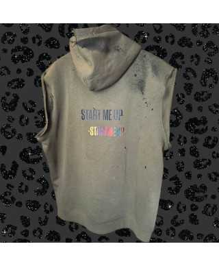 Unisex Sleeveless Hoodie Smokin' Artwork khaki